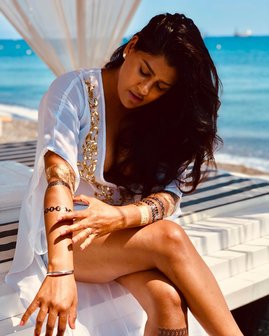 Pavan Henna | Temporary Tattoo | Lovein Lucknow Gold 03