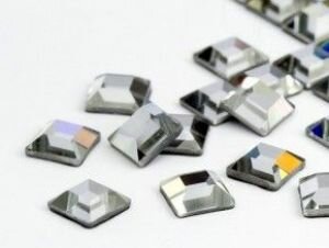 Swarovski Flat Backs Square 4mm Crystal 12pcs (25)